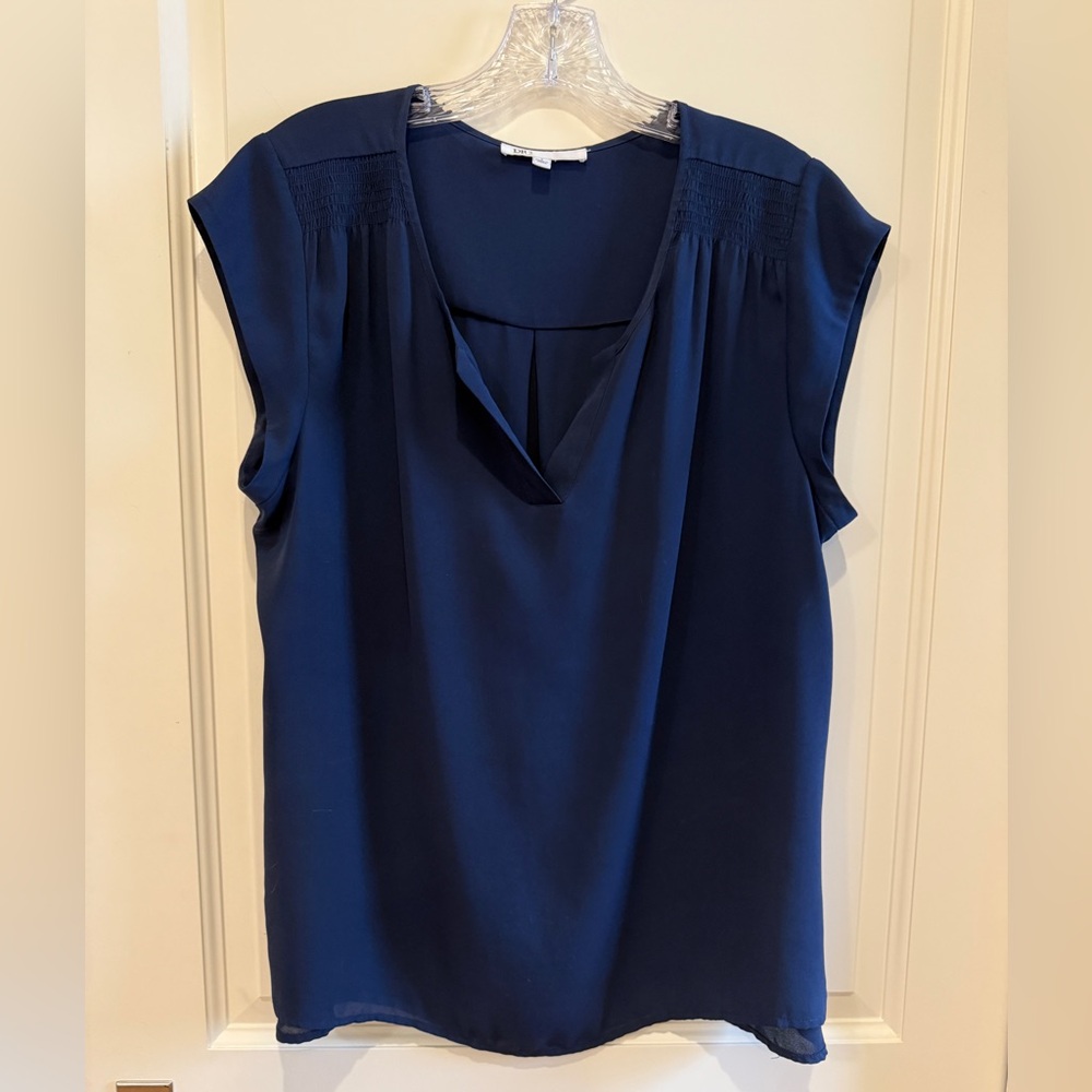DR2 Navy Blue Women's Top